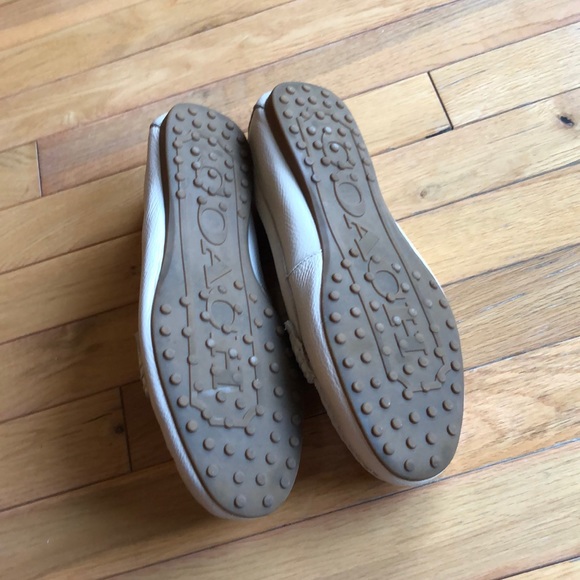 Coach Loafers Size 9 Tan - Picture 2 of 6